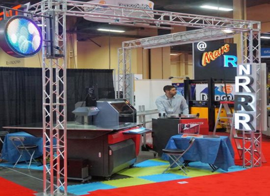 Circular LED Screen P4 / P8 Case